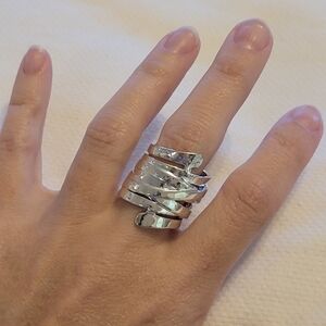 Thick Silvertone Swirl Wrap Around Statement Modern Ring Size 6 - 6.5